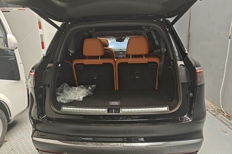 Used Hima AITO M8 2025 Model Range-Extended Max Version 53.4kWh Six-Seater (896-line LiDAR) Trunk