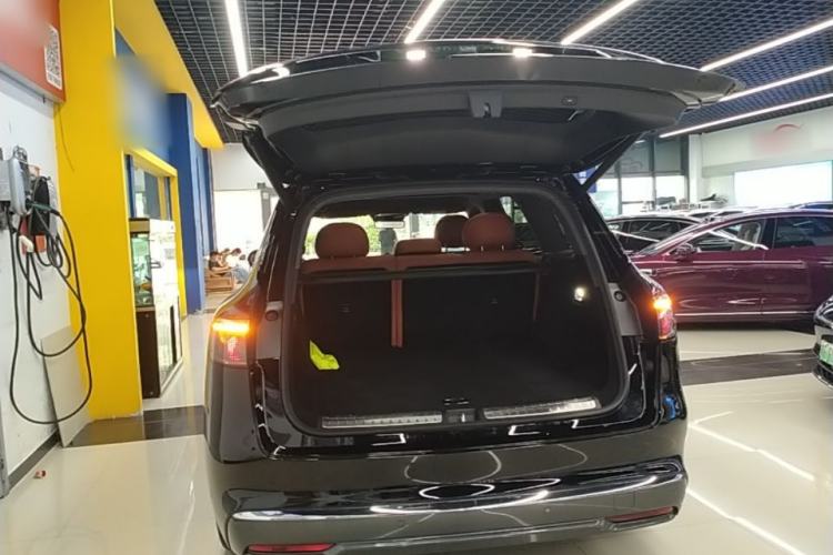 Used Hima AITO M8 2025 Extended-Range Max+ Version 53.4 kWh 5-Seater Edition Trunk