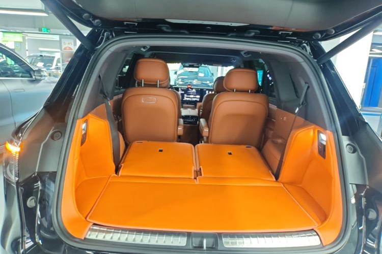 Used Hima AITO M8 2025 Extended-Range Max+ Version 53.4 kWh 6-Seater Edition Trunk