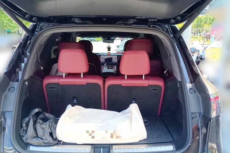 Used Hima AITO M8 2025 Extended-Range Max+ Version 53.4 kWh 6-Seater Edition Trunk