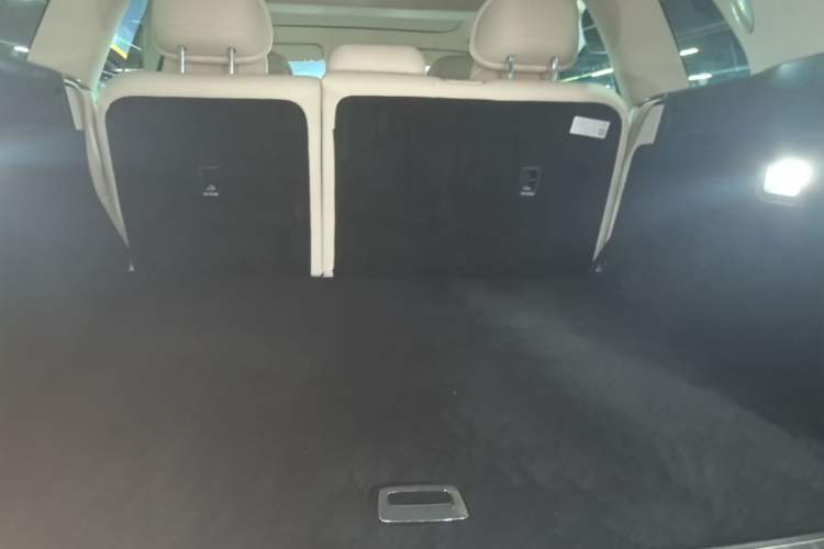 Used Hima AITO M8 2025 Extended-Range Max+ Version 53.4 kWh 5-Seater Edition Trunk