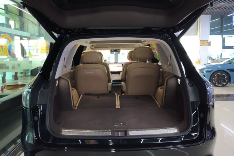 Used Hima AITO M8 2025 Extended-Range Ultra Version 53.4 kWh 6-Seater Edition Trunk