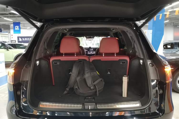 Used Hima AITO M8 2025 Extended-Range Ultra Version 53.4 kWh 6-Seater Edition Trunk