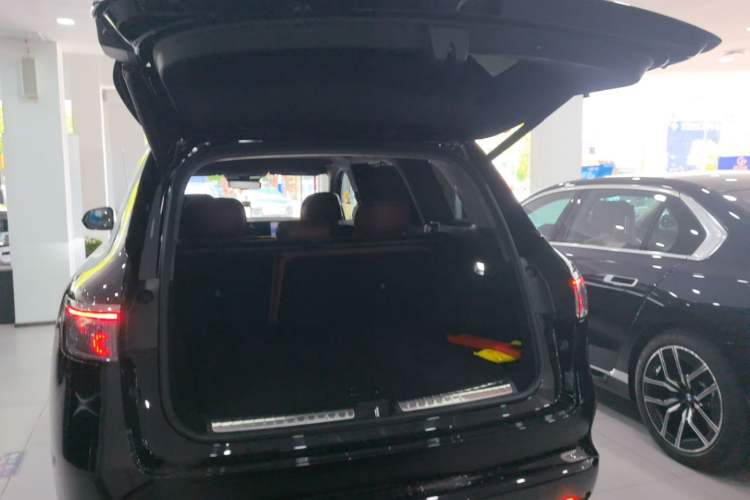 Used Hima AITO M8 2025 Extended-Range Ultra Version 53.4 kWh 5-Seater Edition Trunk