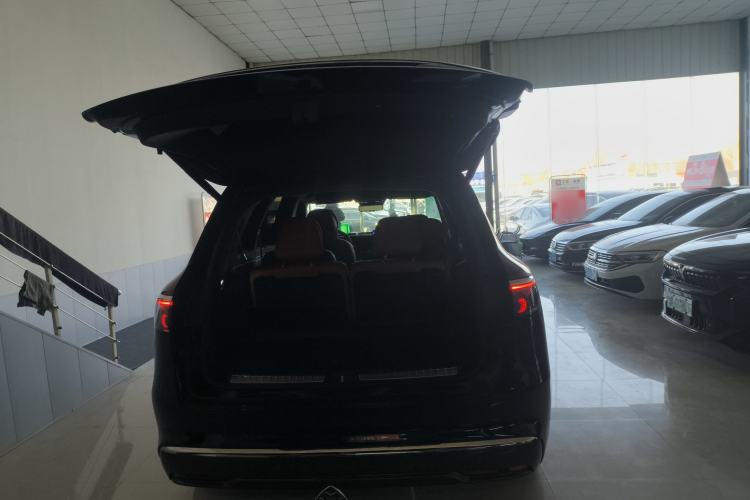 Used Hima AITO M8 2025 Extended-Range Max+ Version 53.4 kWh 6-Seater Edition Trunk