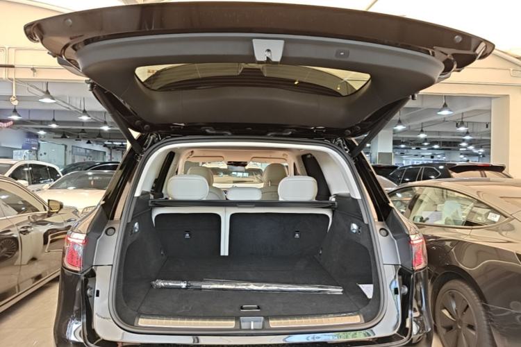 Used Hima AITO M8 2025 Model Range-Extender Max Edition 53.4 kWh, 5-seat version (896-line LiDAR) Trunk
