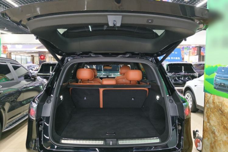 Used Hima AITO M8 2025 Extended-Range Max Version 37 kWh 5-Seater Trunk