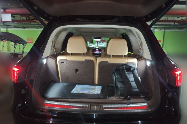 Used Hima AITO M8 2025 Extended-Range Max+ Version 53.4 kWh 6-Seater Edition Trunk