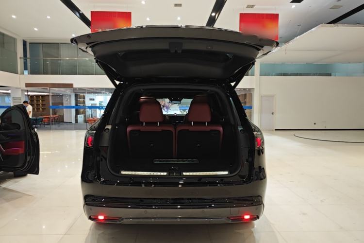 Used Hima AITO M8 2025 Extended-Range Ultra Version 53.4 kWh 6-Seater Edition Trunk