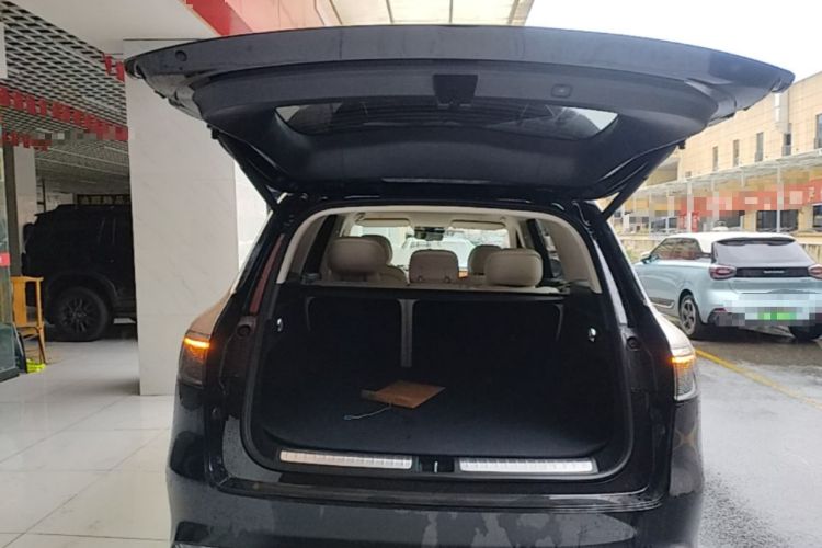 Used Hima AITO M8 2025 Extended-Range Max+ Version 53.4 kWh 5-Seater Edition Trunk
