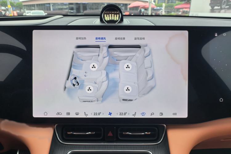 Used Hima AITO M8 2025 Extended-Range Max+ Version 53.4 kWh 5-Seater Edition Audio And AC Panel