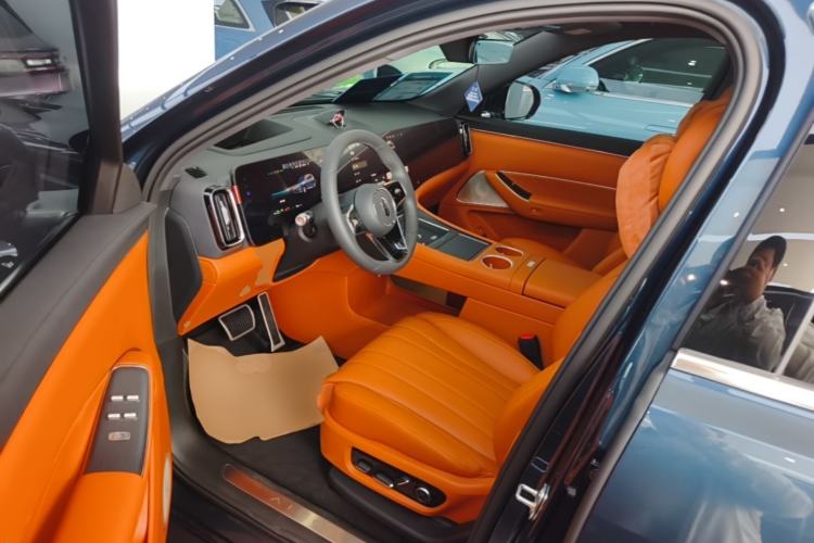Used Hima AITO M8 2025 Extended-Range Max+ Version 53.4 kWh 5-Seater Edition Driver Seat