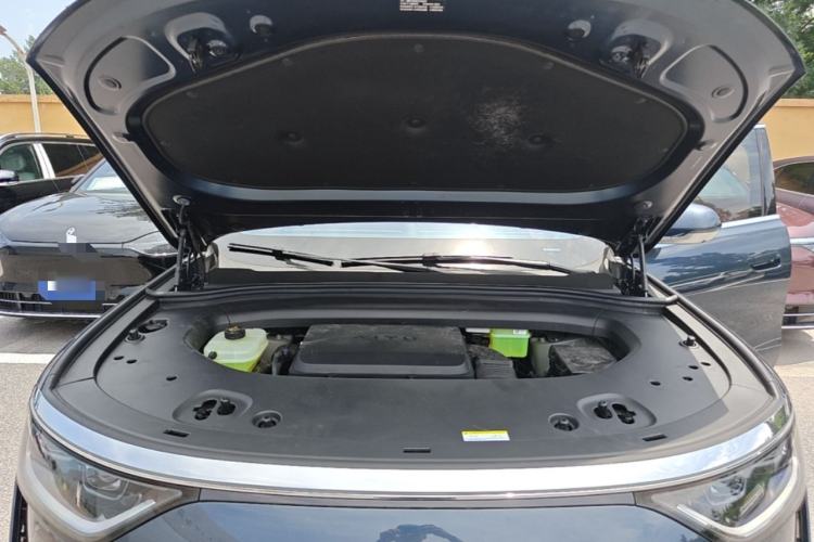 Used Hima AITO M8 2025 Extended-Range Max+ Version 53.4 kWh 6-Seater Edition Engine Bay