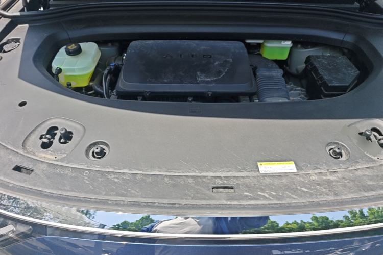Used Hima AITO M8 2025 Extended-Range Ultra Version 53.4 kWh 5-Seater Edition Engine Bay
