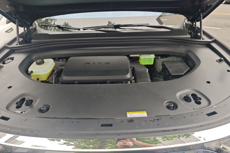 Used Hima AITO M8 2025 Extended-Range Max+ Version 53.4 kWh 6-Seater Edition Engine Bay