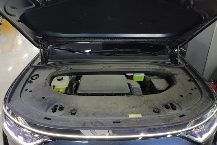 Used Hima AITO M8 2025 Extended-Range Ultra Version 53.4 kWh 5-Seater Edition Engine Bay