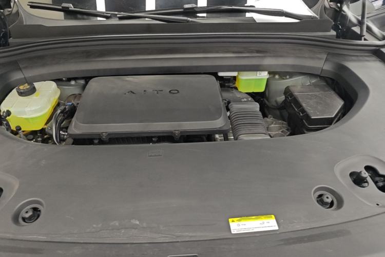 Used Hima AITO M8 2025 Extended-Range Ultra Version 53.4 kWh 6-Seater Edition Engine Bay
