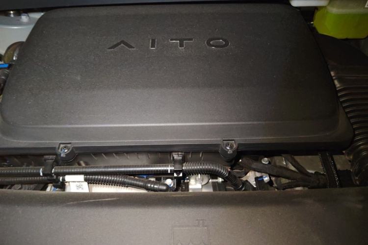 Used Hima AITO M8 2025 Extended-Range Ultra Version 53.4 kWh 5-Seater Edition Engine Bay