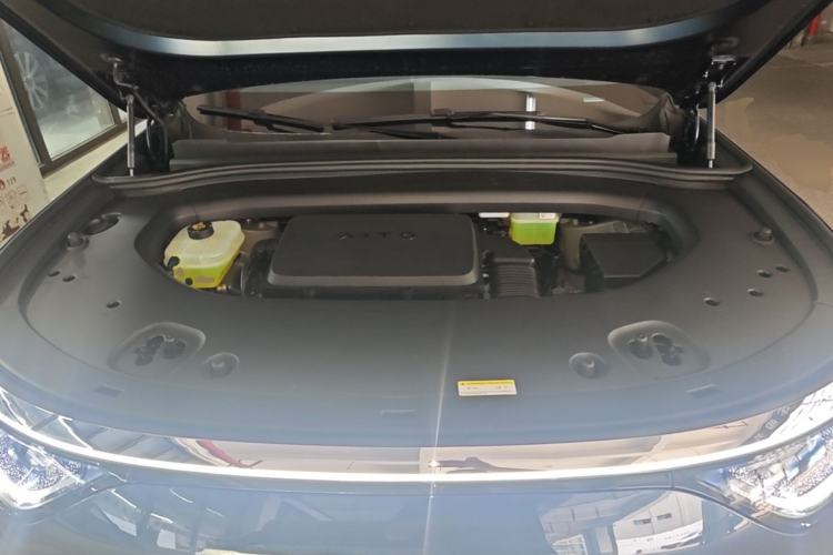 Used Hima AITO M8 2025 Extended-Range Ultra Version 53.4 kWh 5-Seater Edition Engine Bay