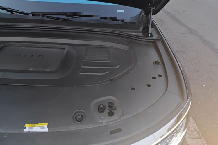Used Hima AITO M8 2025 Extended-Range Max+ Version 53.4 kWh 5-Seater Edition Engine Bay Left