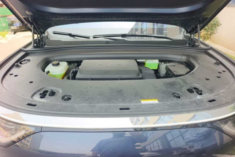 Used Hima AITO M8 2025 Extended-Range Max Version 37 kWh 5-Seater Engine Bay