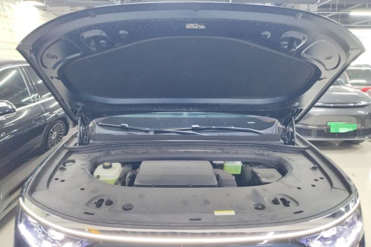 Used Hima AITO M8 2025 Extended-Range Max+ Version 53.4 kWh 5-Seater Edition Engine Bay
