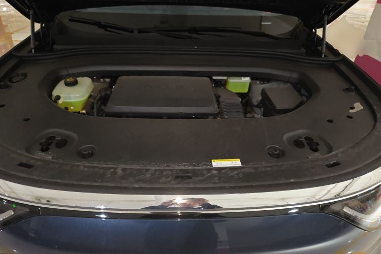 Used Hima AITO M8 2025 Extended-Range Ultra Version 53.4 kWh 5-Seater Edition Engine Bay