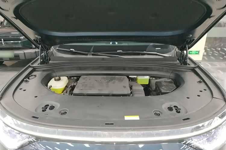 Used Hima AITO M8 2025 Extended-Range Ultra Version 53.4 kWh 6-Seater Edition Engine Bay