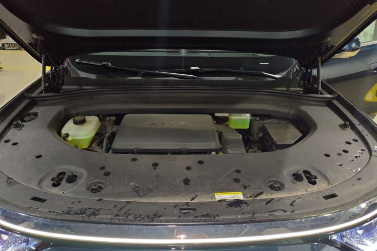 Used Hima AITO M8 2025 Extended-Range Max Version 37 kWh 6-Seater Engine Bay