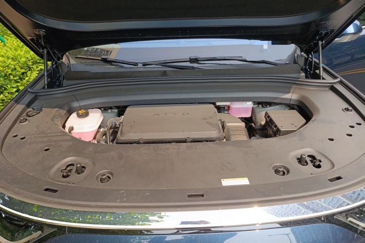 Used Hima AITO M8 2025 Extended-Range Max+ Version 53.4 kWh 6-Seater Edition Engine Bay