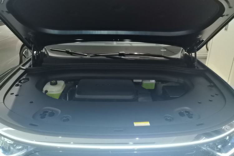 Used Hima AITO M8 2025 Extended-Range Ultra Version 53.4 kWh 5-Seater Edition Engine Bay