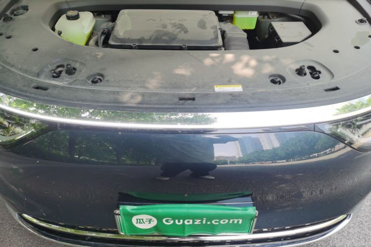 Used Hima AITO M8 2025 Extended-Range Max+ Version 53.4 kWh 6-Seater Edition Engine Bay
