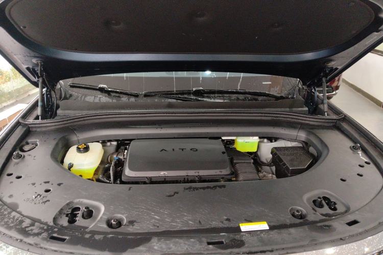 Used Hima AITO M8 2025 Extended-Range Max+ Version 53.4 kWh 6-Seater Edition Engine Bay