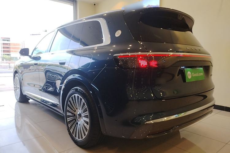 Used Hima AITO M8 2025 Extended-Range Max+ Version 53.4 kWh 6-Seater Edition Exterior 2