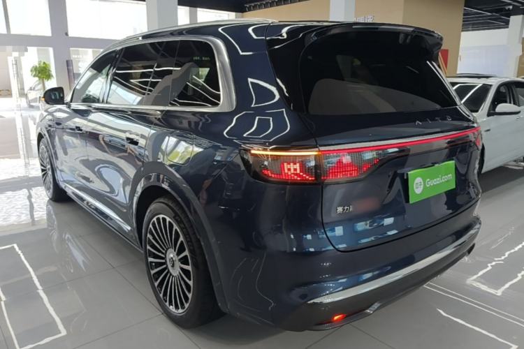 Used Hima AITO M8 2025 Extended-Range Ultra Version 53.4 kWh 5-Seater Edition Exterior 2