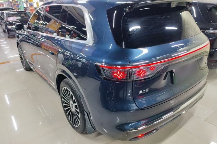 Used Hima AITO M8 2025 Extended-Range Max+ Version 53.4 kWh 5-Seater Edition Exterior 2