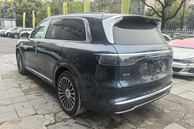 Used Hima AITO M8 2025 Extended-Range Max+ Version 53.4 kWh 6-Seater Edition Exterior 2
