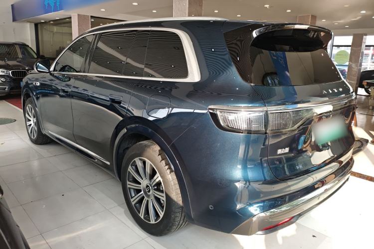 Used Hima AITO M8 2025 Extended-Range Max+ Version 53.4 kWh 5-Seater Edition Exterior 3