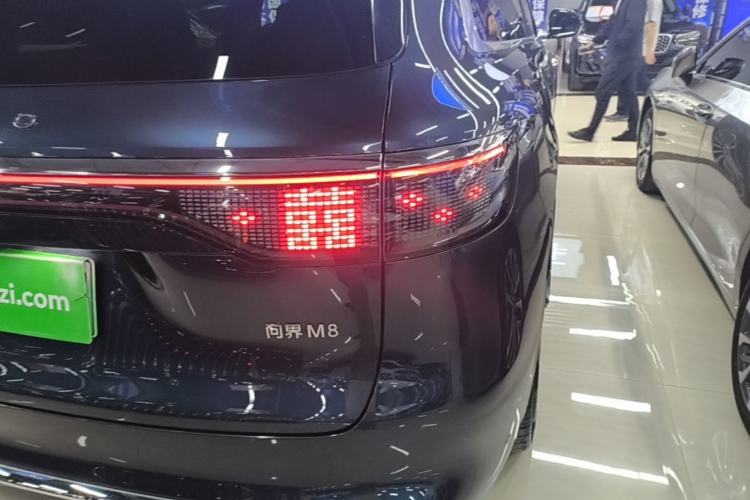 Used Hima AITO M8 2025 Extended-Range Ultra Version 53.4 kWh 5-Seater Edition Exterior 3