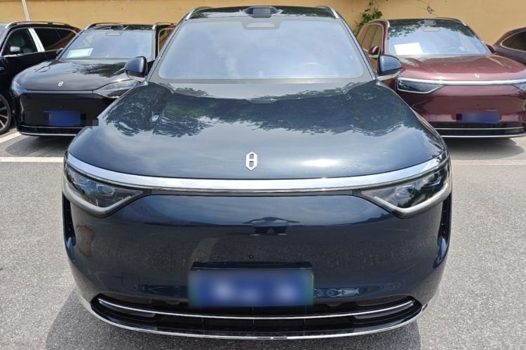 Used Hima AITO M8 2025 Extended-Range Max+ Version 53.4 kWh 6-Seater Edition Front