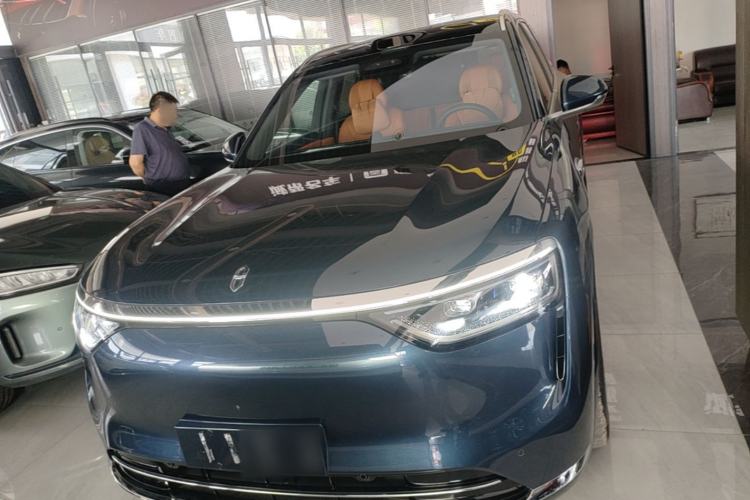 Used Hima AITO M8 2025 Extended-Range Ultra Version 53.4 kWh 5-Seater Edition Front