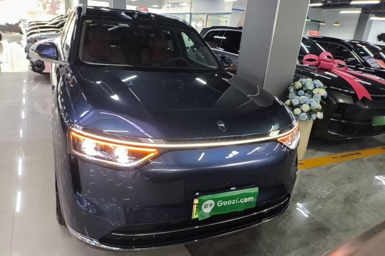 Used Hima AITO M8 2025 Extended-Range Ultra Version 53.4 kWh 5-Seater Edition Front