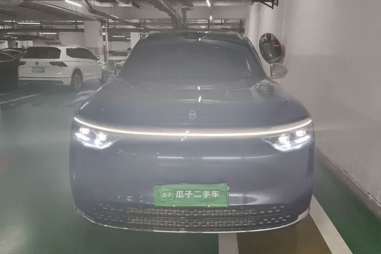 Used Hima AITO M8 2025 Extended-Range Max+ Version 53.4 kWh 6-Seater Edition Front