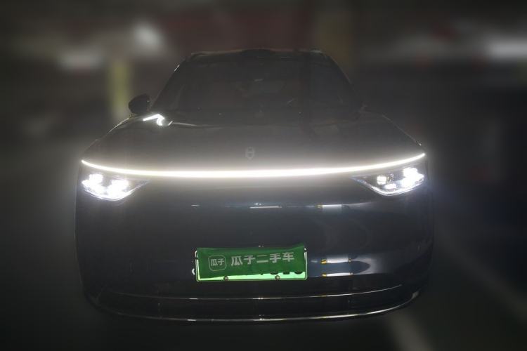 Used Hima AITO M8 2025 Extended-Range Ultra Version 53.4 kWh 5-Seater Edition Front