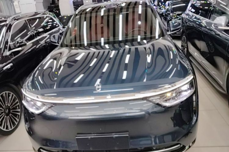 Used Hima AITO M8 2025 Extended-Range Ultra Version 53.4 kWh 5-Seater Edition Front