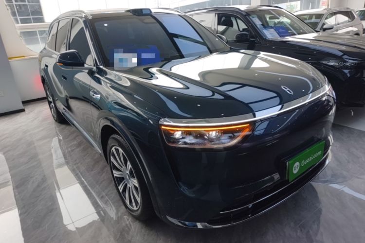 Used Hima AITO M8 2025 Extended-Range Max+ Version 53.4 kWh 5-Seater Edition Front Right 45 Deg
