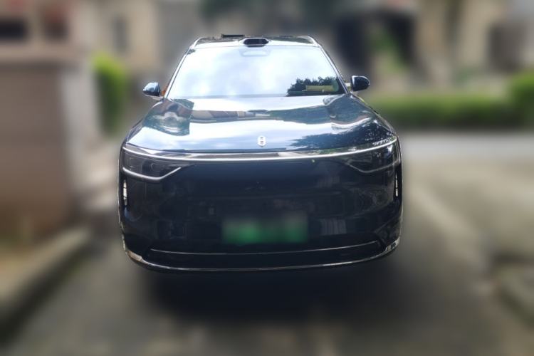 Used Hima AITO M8 2025 Extended-Range Ultra Version 53.4 kWh 6-Seater Edition Front