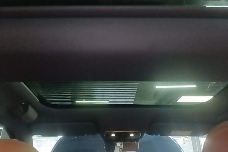 Used Hima AITO M8 2025 Extended-Range Max+ Version 53.4 kWh 5-Seater Edition Headliner