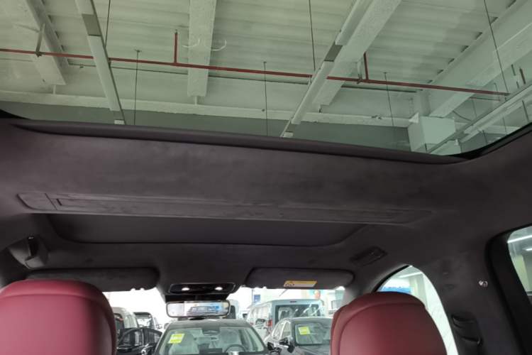 Used Hima AITO M8 2025 Extended-Range Ultra Version 53.4 kWh 5-Seater Edition Headliner