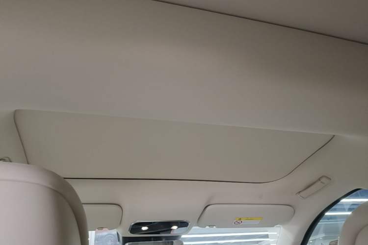Used Hima AITO M8 2025 Extended-Range Max+ Version 53.4 kWh 6-Seater Edition Headliner